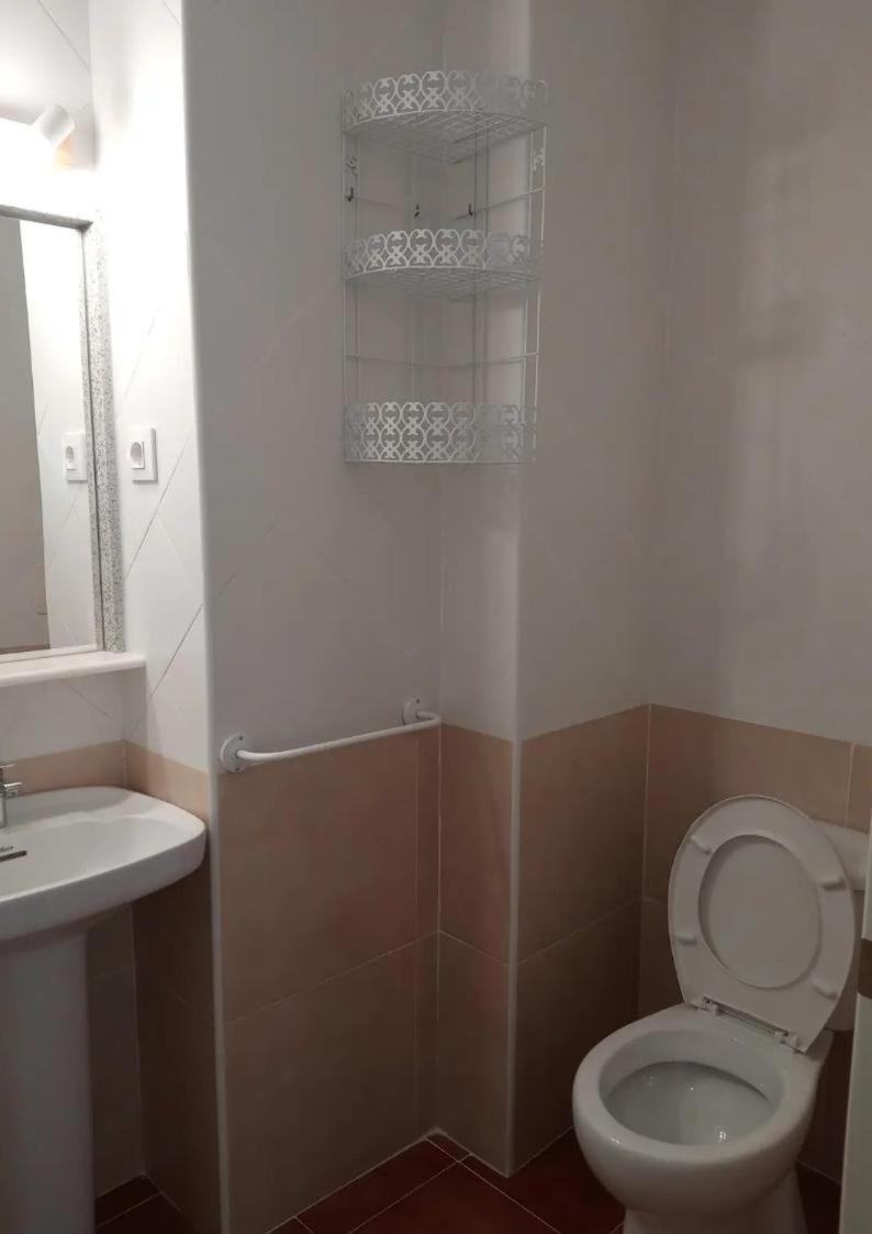 Jaloque Hotel Тарифа Екстериор снимка